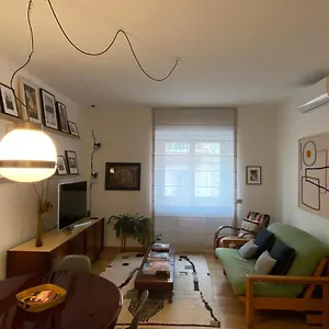 https://salasco-20-bocconi-porta-romana-stylish-apt.italymilanhotels.net