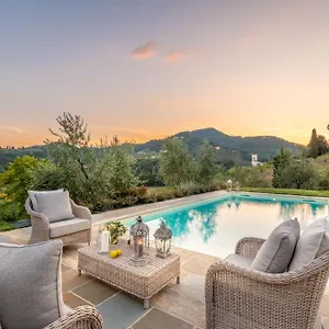 https://valle-del-sole-winery-farmhouse-with-private-pool.it-tuscanyhotel.com